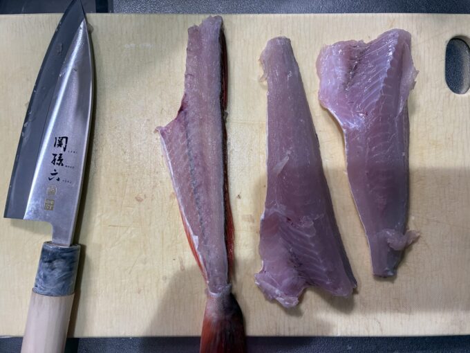 3枚おろし, ホウボウ, 釣り, 神奈川県, 三浦郡, 葉山町, 葉山マリーナ, ボート釣り釣り, 神奈川県, 三浦郡, 葉山町, 葉山マリーナ, ボート釣り